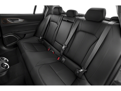 2021 Alfa Romeo Giulia Base