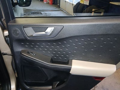 2020 Ford Escape Hybrid Titanium