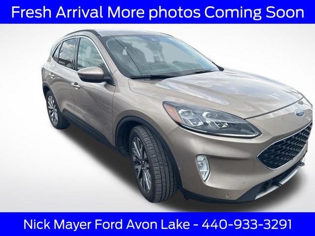 2020 Ford Escape Titanium Hybrid