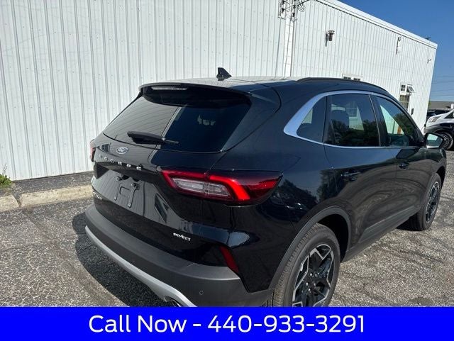 2026 Ford Escape Platinum