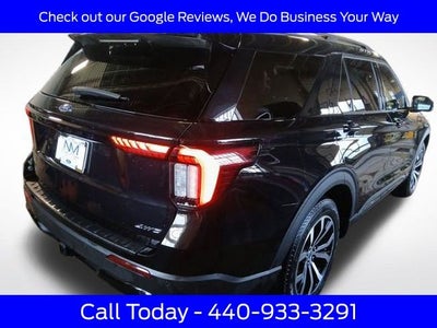 2025 Ford Explorer ST-Line