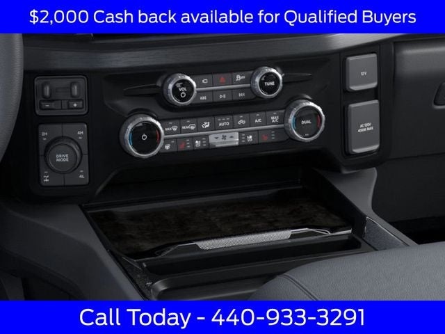 2025 Ford F-250SD Lariat In-Transit