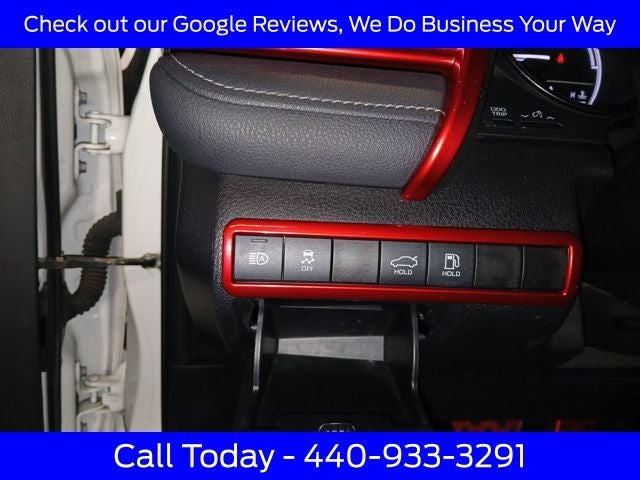 2021 Toyota Camry Hybrid SE