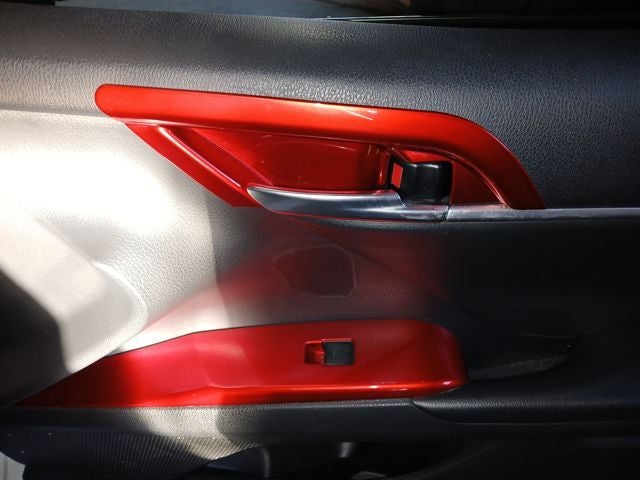 2021 Toyota Camry Hybrid SE