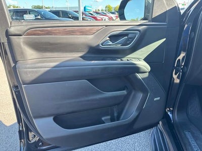 2023 Chevrolet Suburban LT