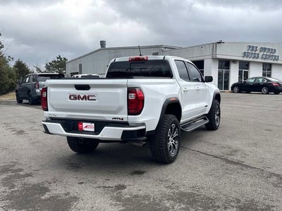 2024 GMC Canyon AT4