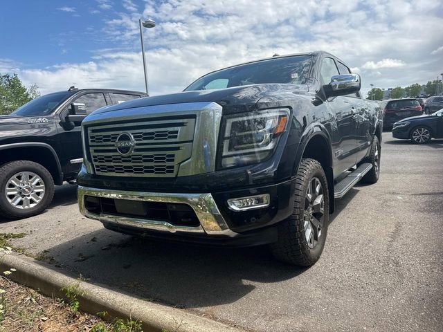 2023 Nissan Titan Platinum Reserve