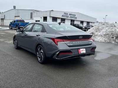 2024 Hyundai Elantra Limited