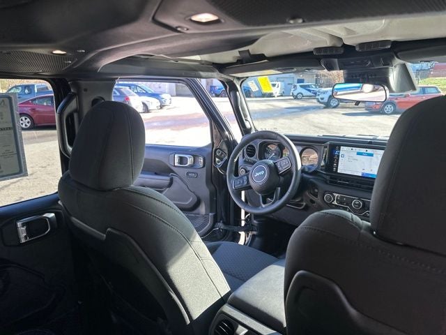 2025 Jeep Wrangler Rubicon 4xe