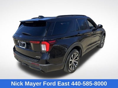 2025 Ford Explorer ST-Line