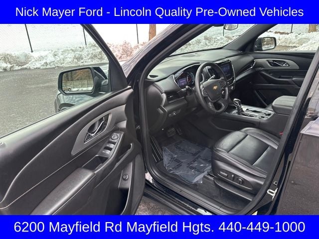 2022 Chevrolet Traverse LT Leather