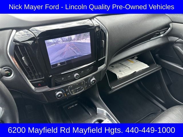 2022 Chevrolet Traverse LT Leather