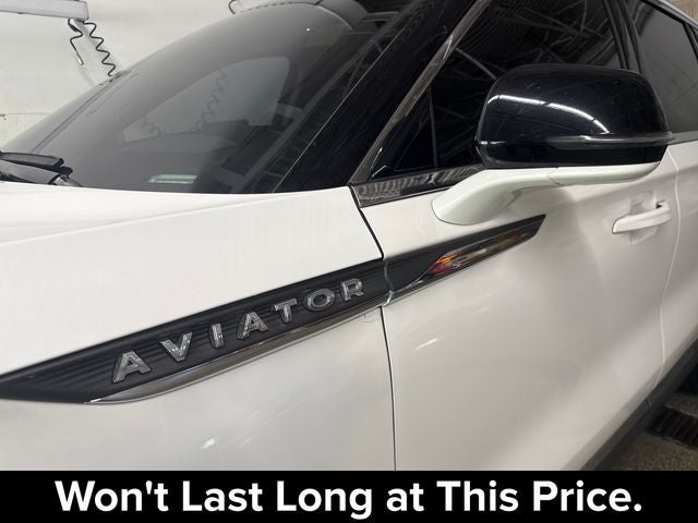 2023 Lincoln Aviator Standard