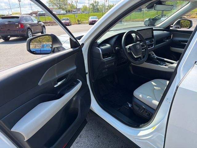 2025 Toyota Grand Highlander Hybrid XLE