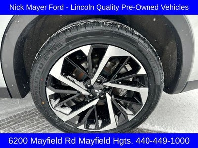 2024 Mitsubishi Outlander Base