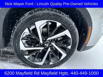 2024 Mitsubishi Outlander Base