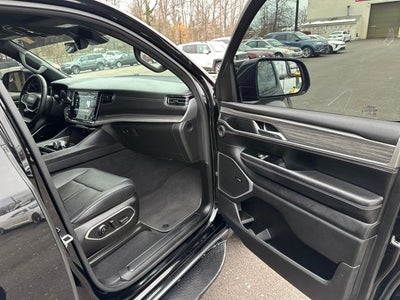 2023 Jeep Wagoneer Series II