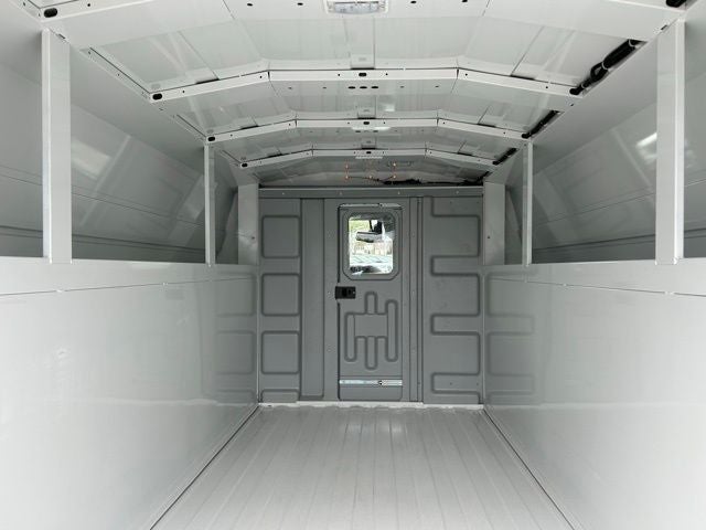 2026 Ford E-350SD Base Cutaway