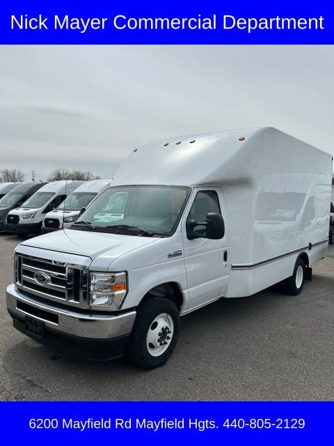 2025 Ford E-350SD Base Cutaway