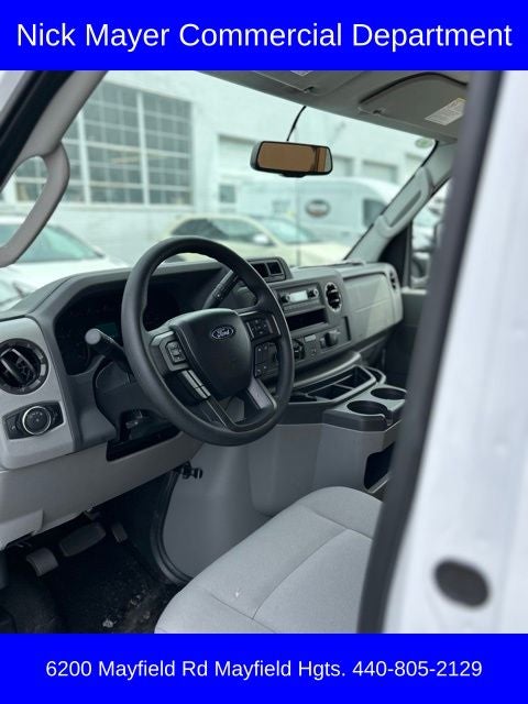 2025 Ford E-350SD Base Cutaway