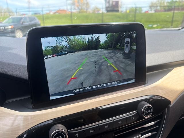 2022 Ford Escape Titanium