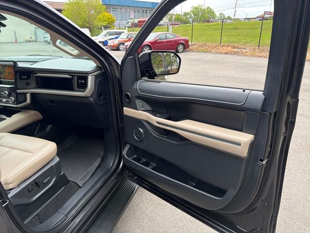 2024 Ford Expedition XLT