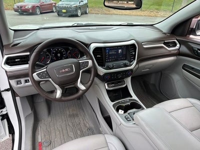 2021 GMC Acadia SLT