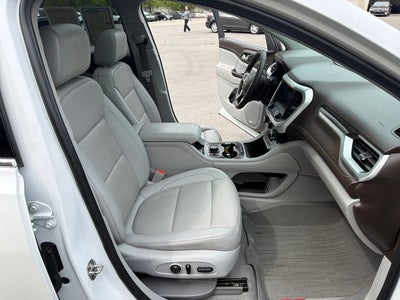 2021 GMC Acadia SLT