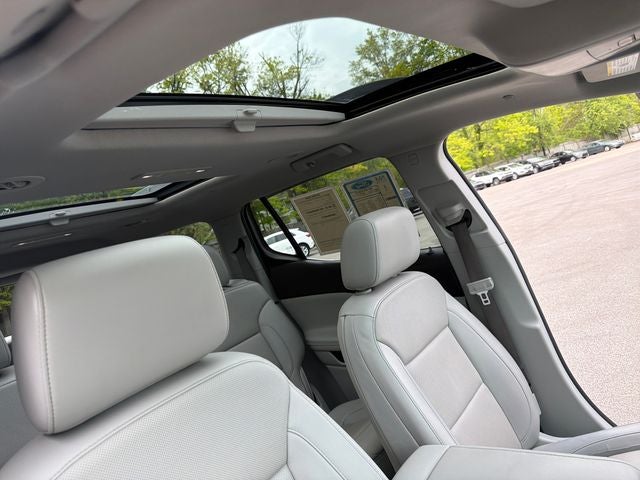 2021 GMC Acadia SLT