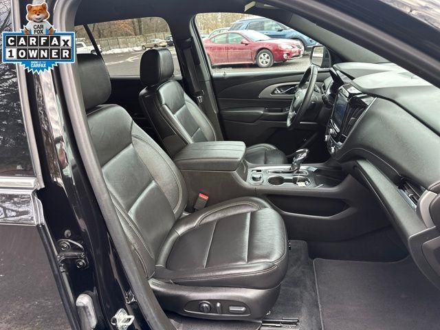 2022 Chevrolet Traverse LT Leather
