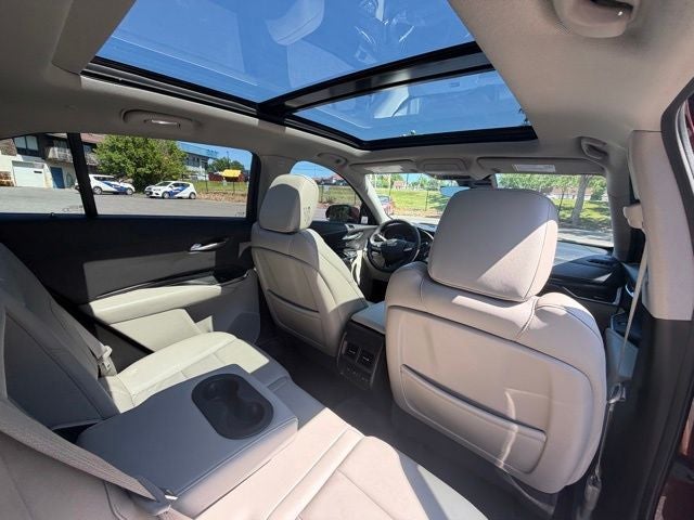 2022 Cadillac XT4 Premium Luxury