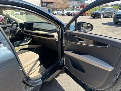 2022 Lincoln Nautilus Standard