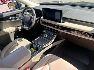 2022 Lincoln Nautilus Standard