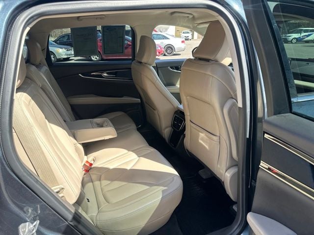 2022 Lincoln Nautilus Standard