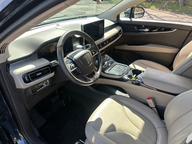 2022 Lincoln Nautilus Standard