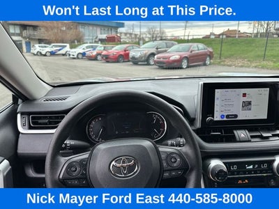 2025 Toyota RAV4 XLE