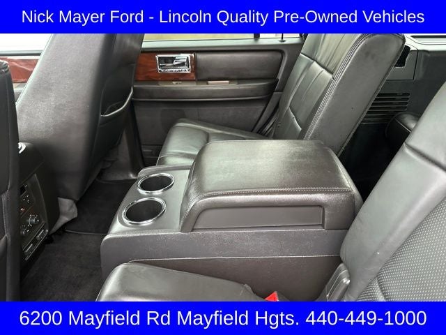 2011 Lincoln Navigator Base