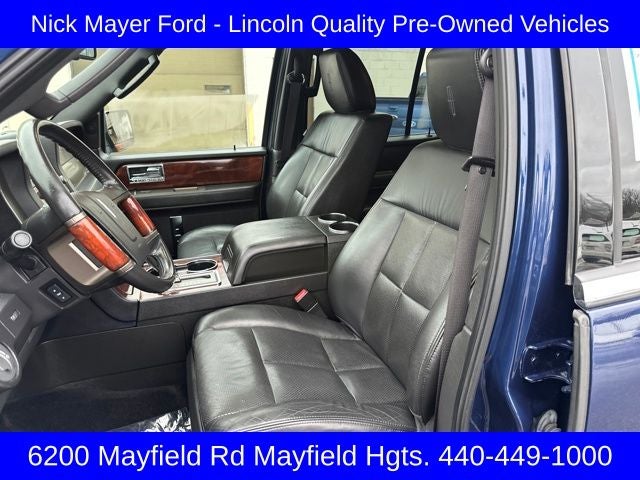 2011 Lincoln Navigator Base