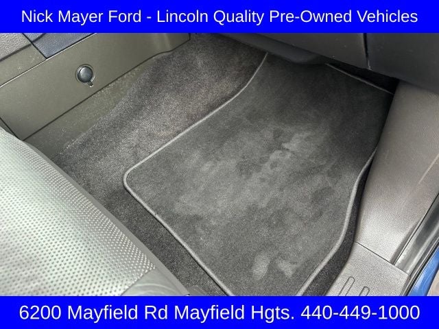 2011 Lincoln Navigator Base