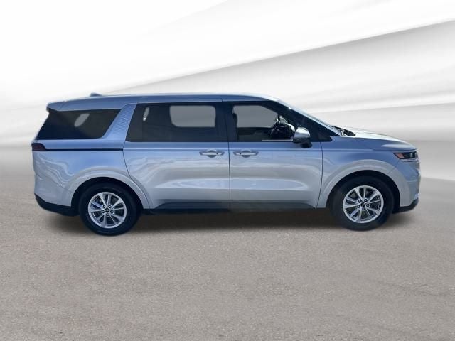 2022 Kia Carnival LXS