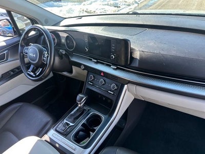 2022 Kia Carnival LXS
