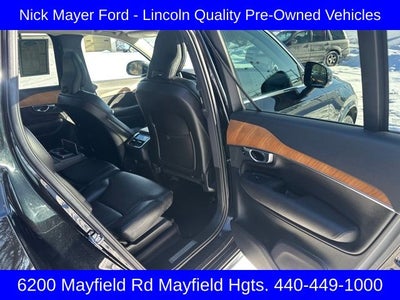 2022 Volvo XC90 T6 Momentum