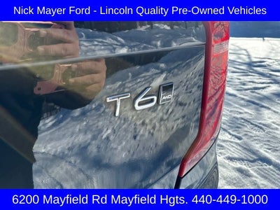 2022 Volvo XC90 T6 Momentum