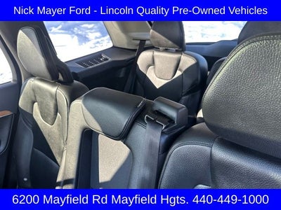 2022 Volvo XC90 T6 Momentum