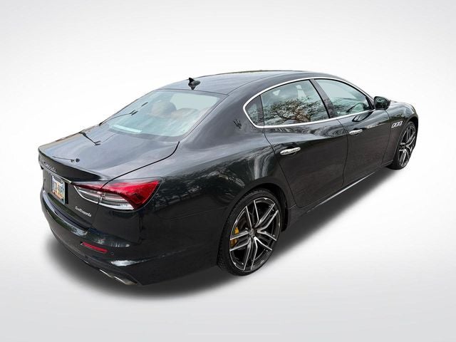 2023 Maserati Quattroporte Modena Q4