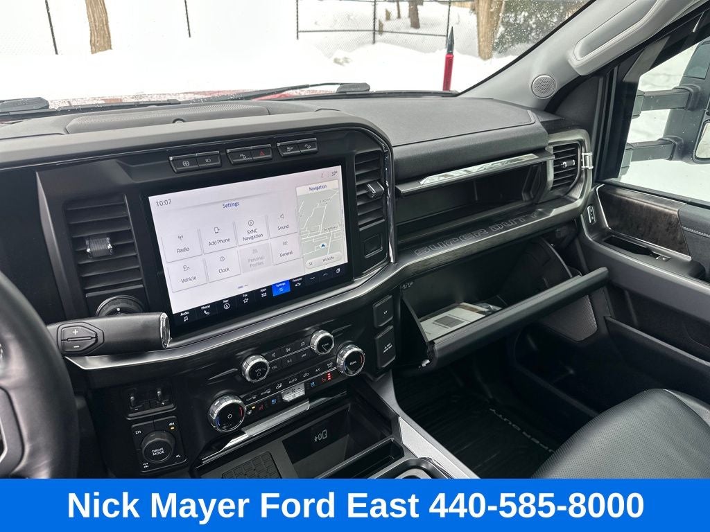 2024 Ford F-350SD Lariat