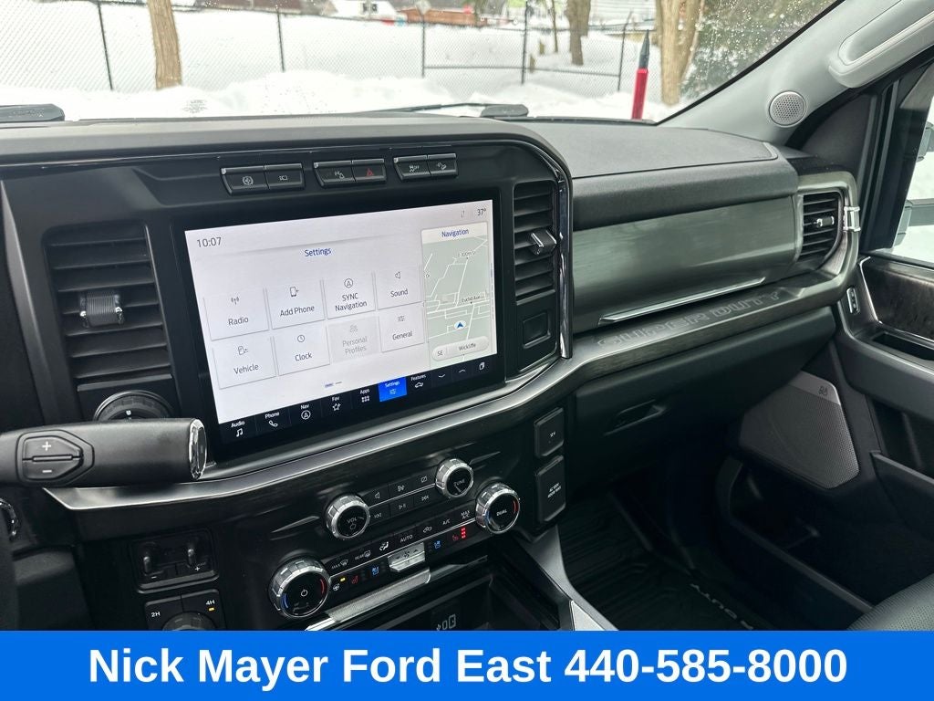 2024 Ford F-350SD Lariat