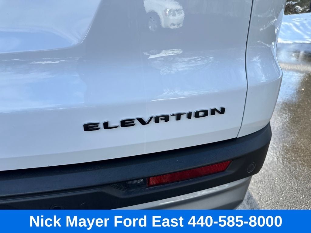 2024 GMC Acadia Elevation