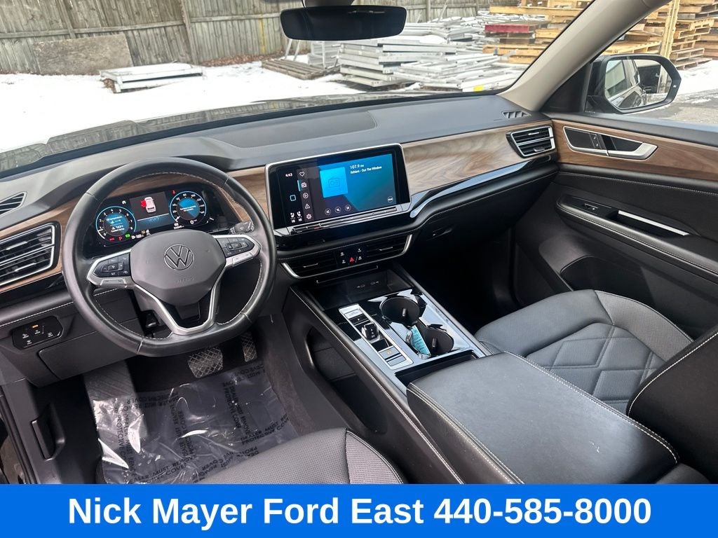 2024 Volkswagen Atlas 2.0T SE w/Technology