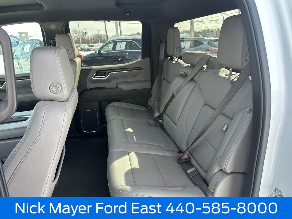 2025 GMC Sierra 1500 SLT